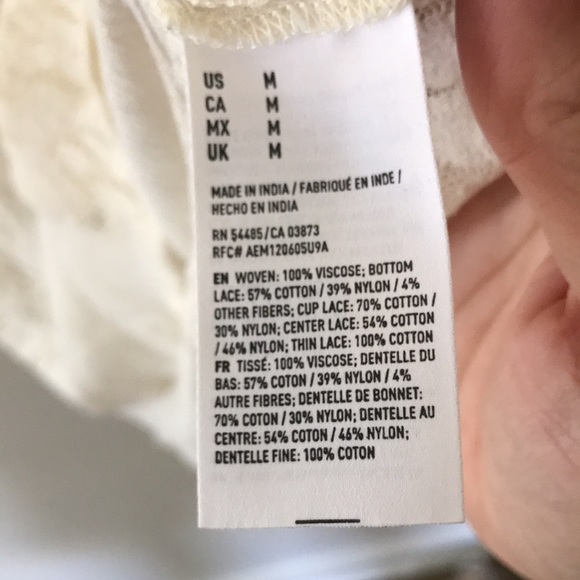 American Eagle Cream Lace Top Medium - Picture 5 of 6